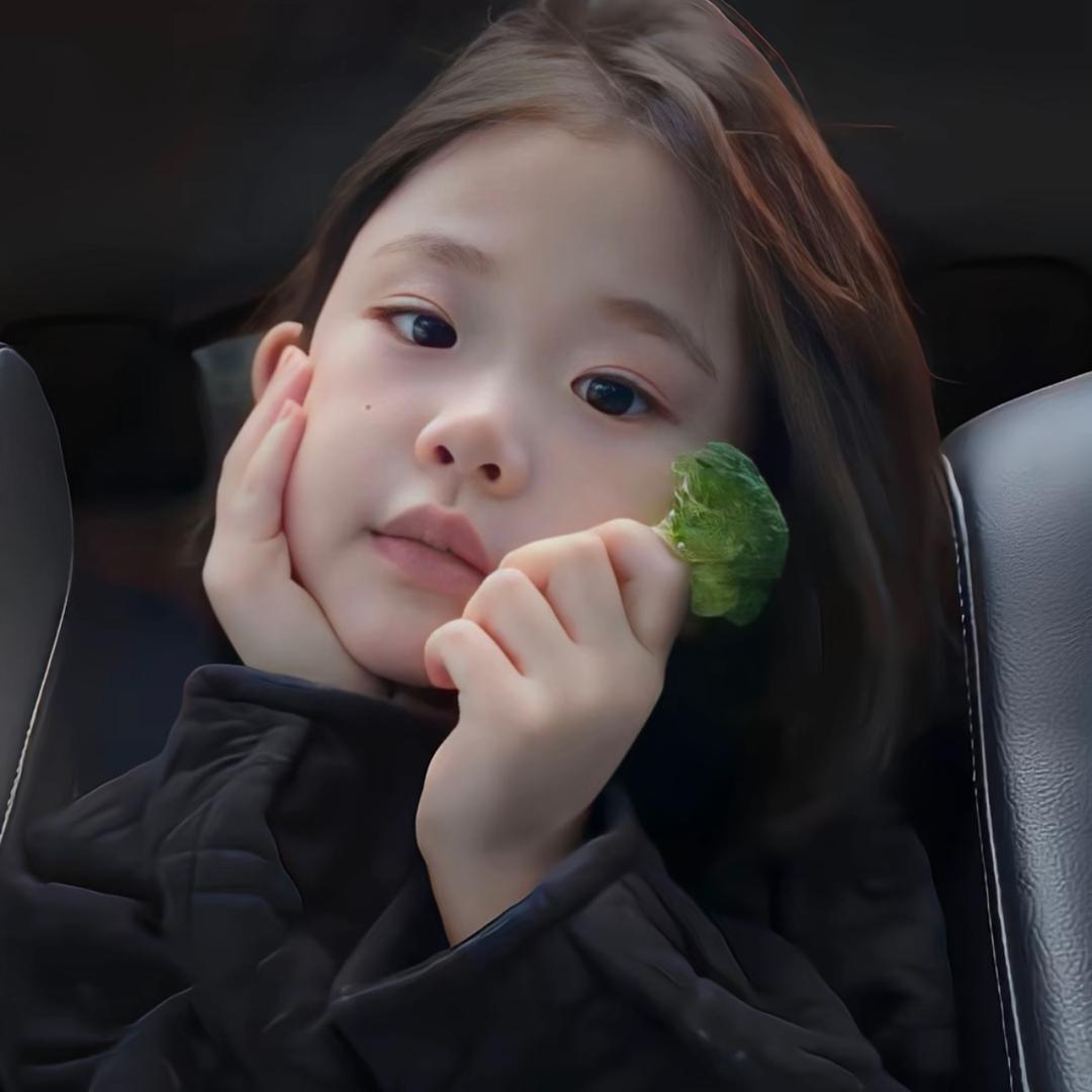 不是小芳