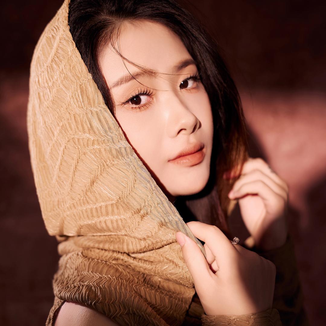 莉莉专业做护肤