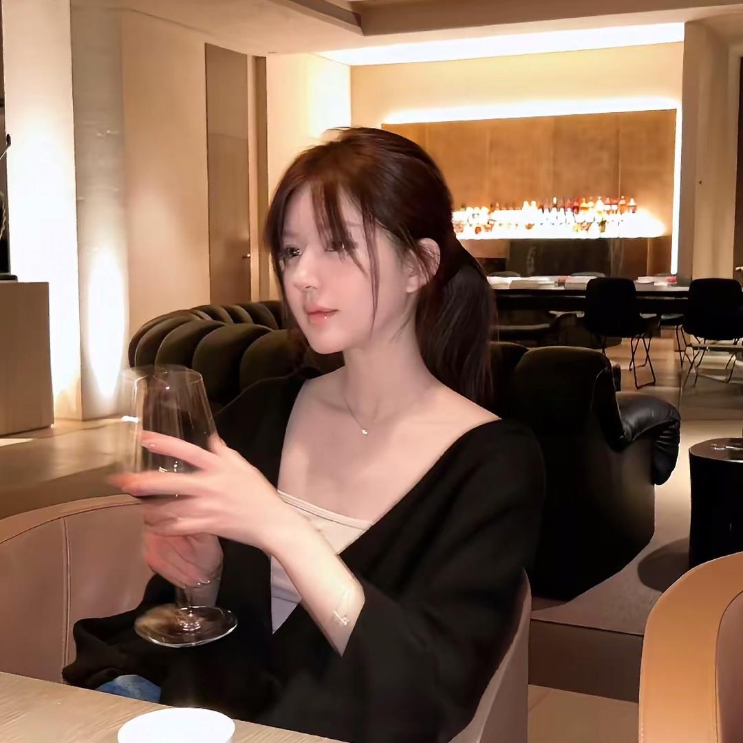 kiki^