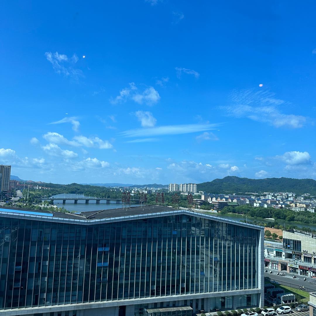 天空之城。。。