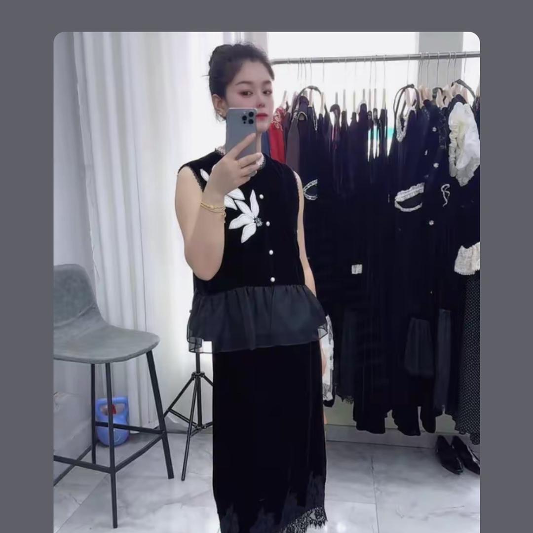 偶遇女装精品店
