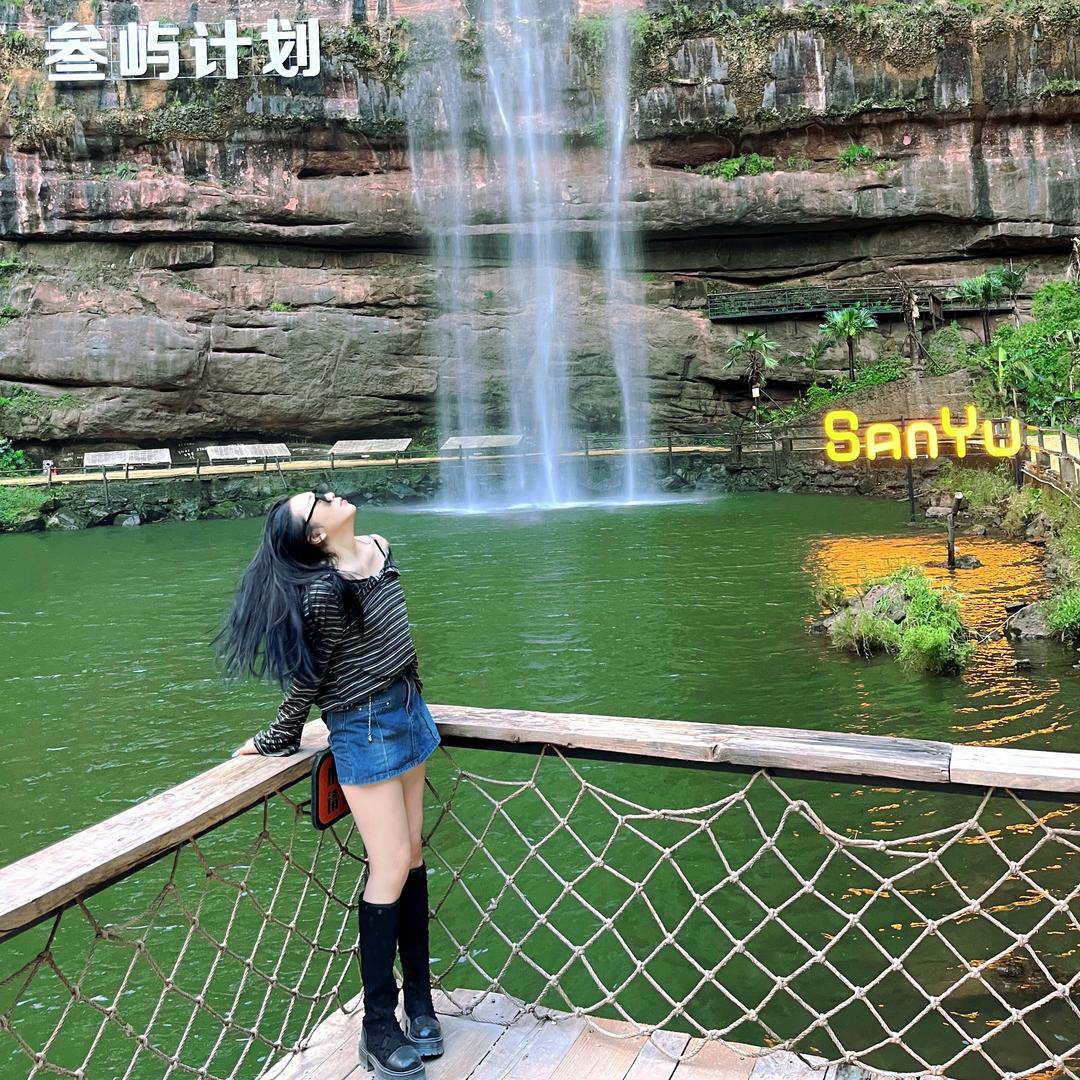 🐯 ఇ ◝‿◜ ఇ