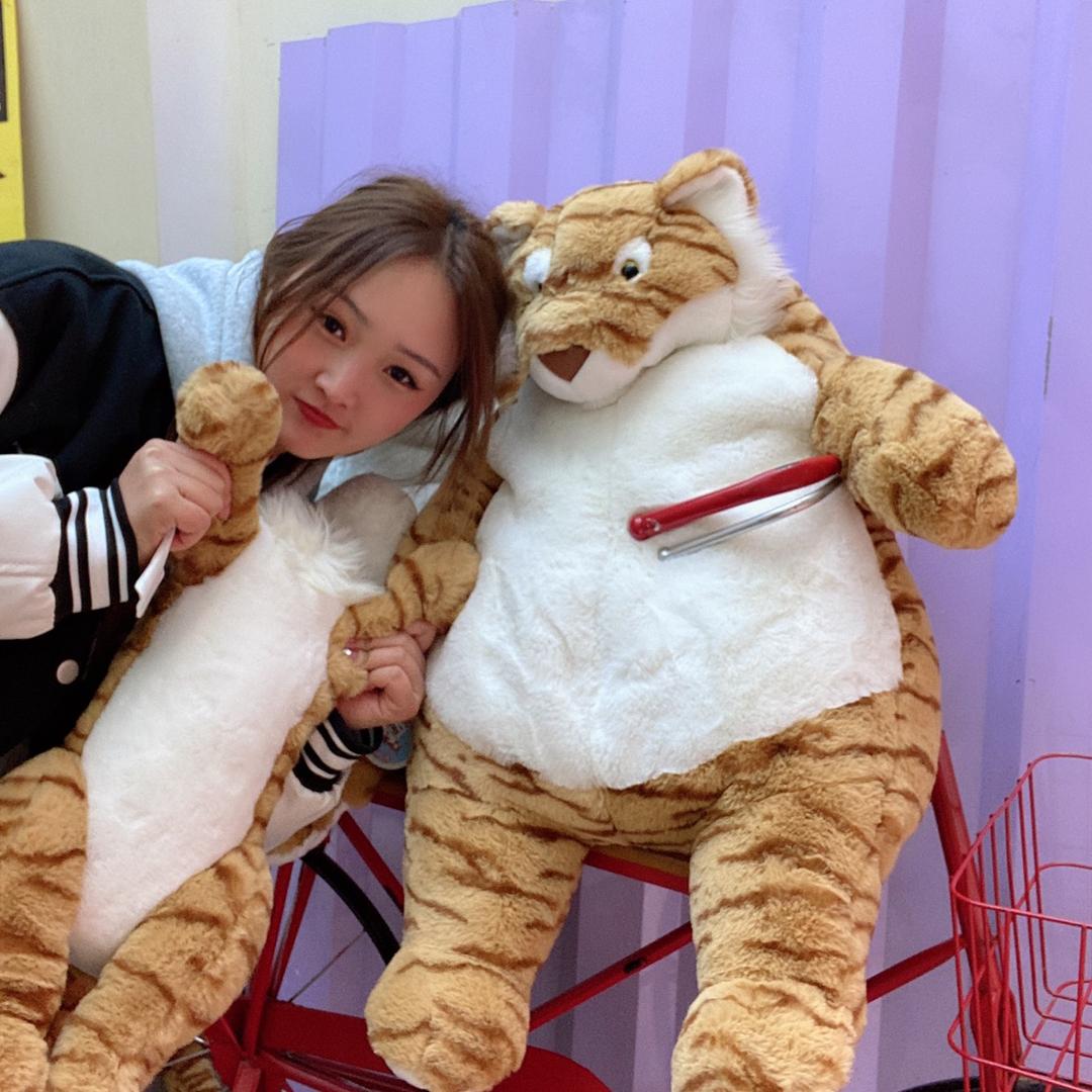 小妮.