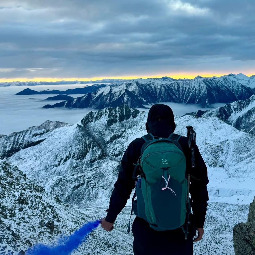 仁增姆神山·扎西