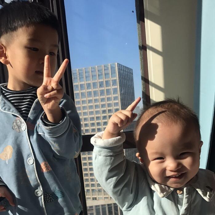 多多多米明明的小弟