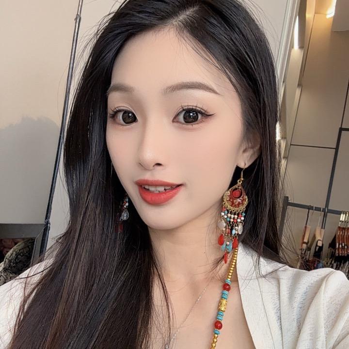 欣百万女装工厂店