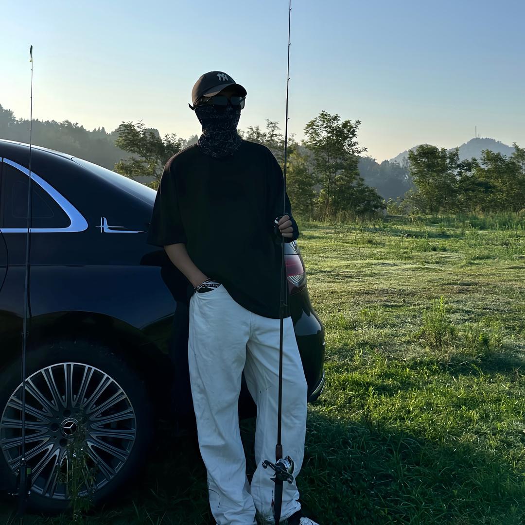 小姜没事甩两杆