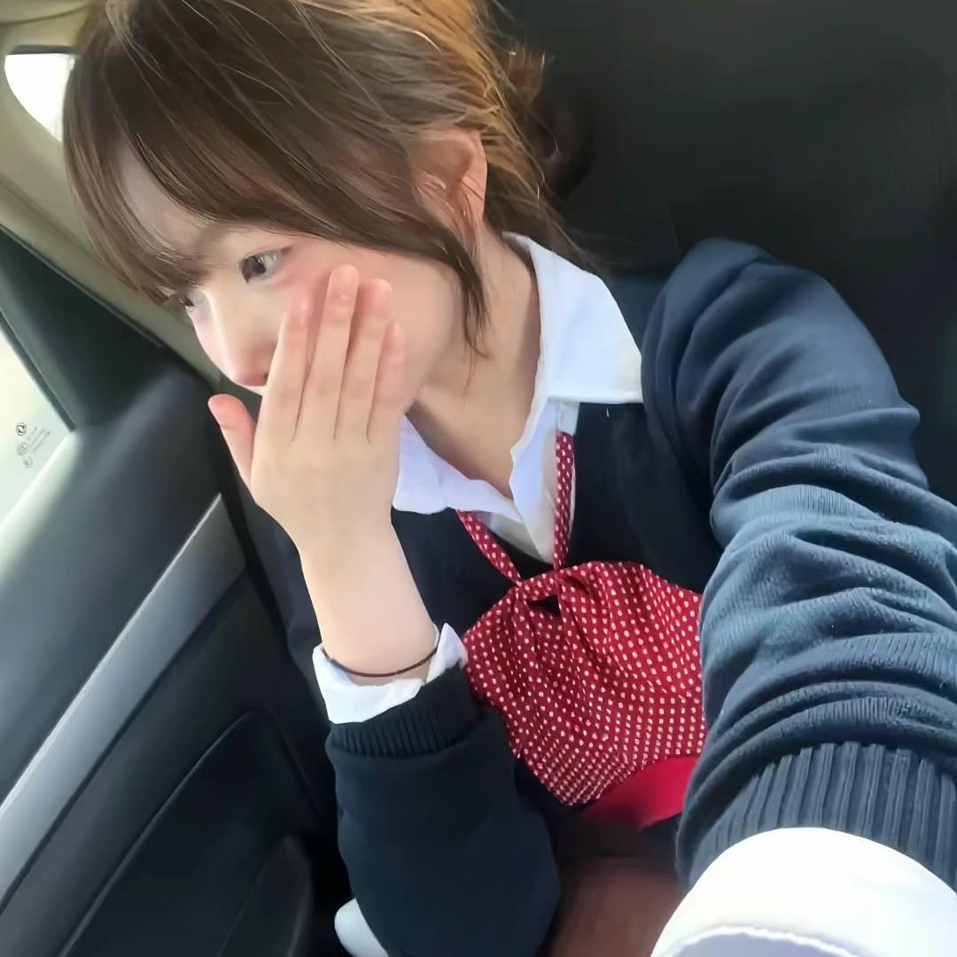 ค𝙠𝙞𝙩𝙩𝙮小婷ฅ ੭ﾞ