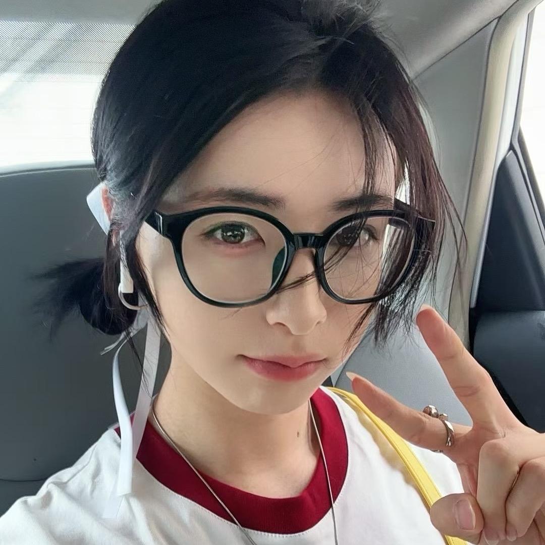 小E加1