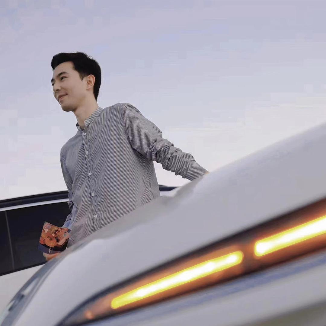 派大鑫收的顶秦奢汇