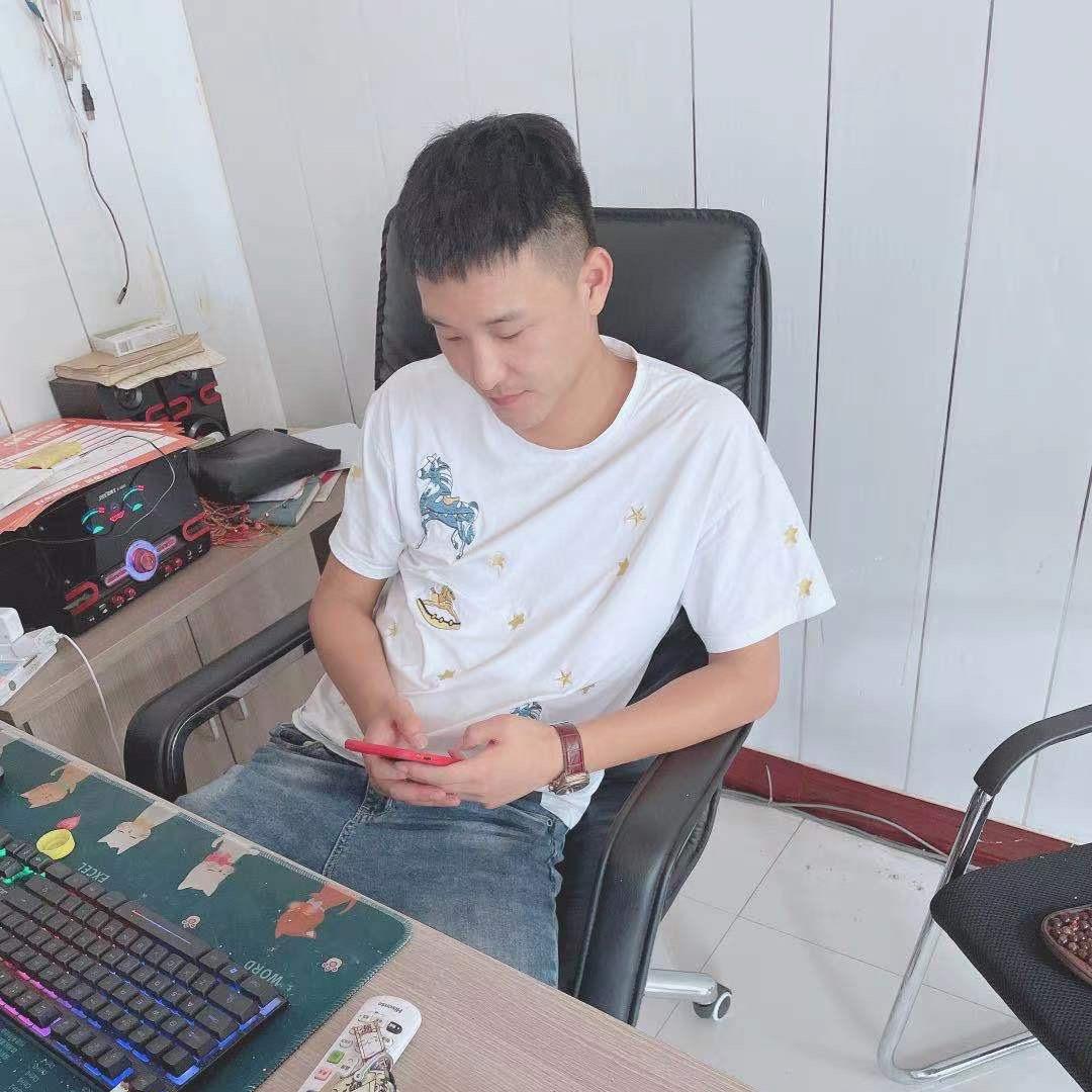 鑫宏达二手车 陆笑