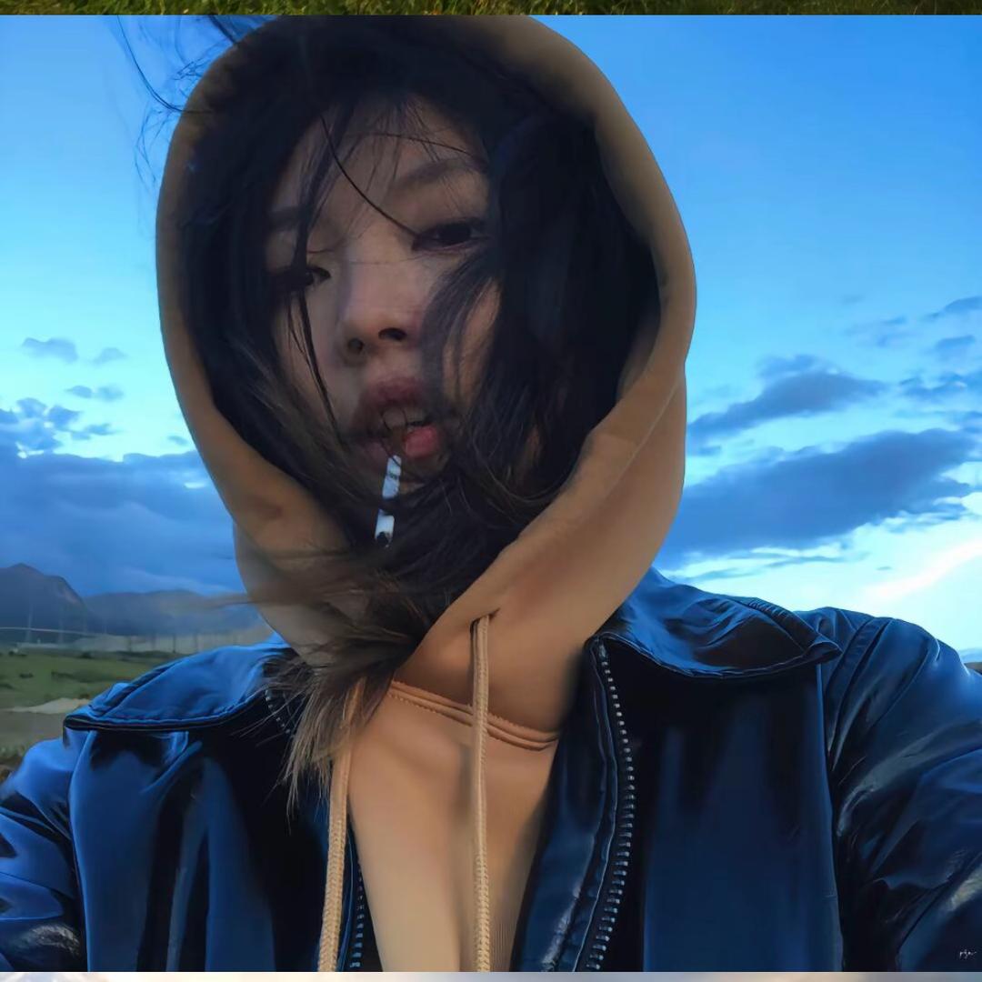 J@🌴