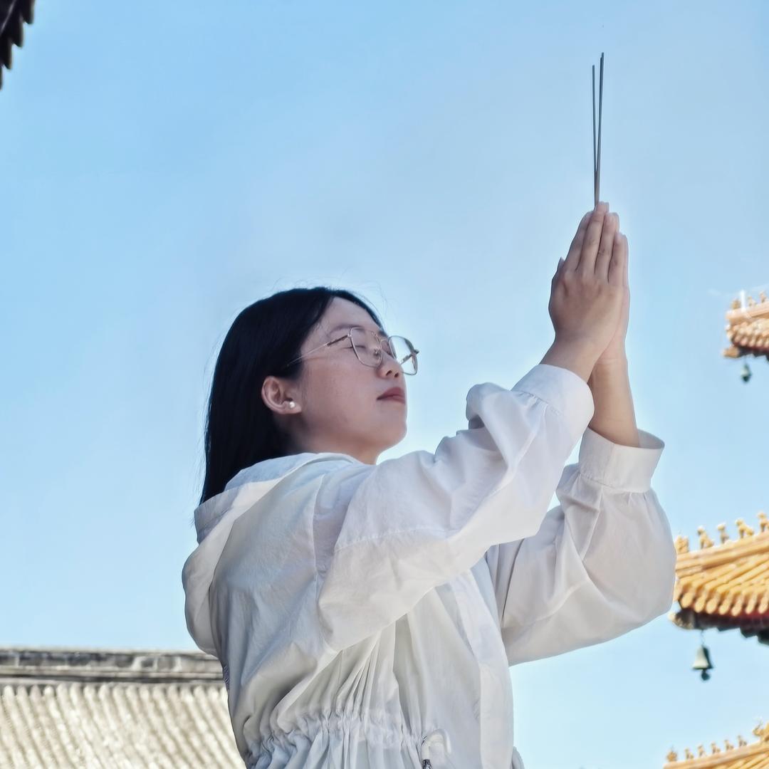 🌸所念皆🙏如愿