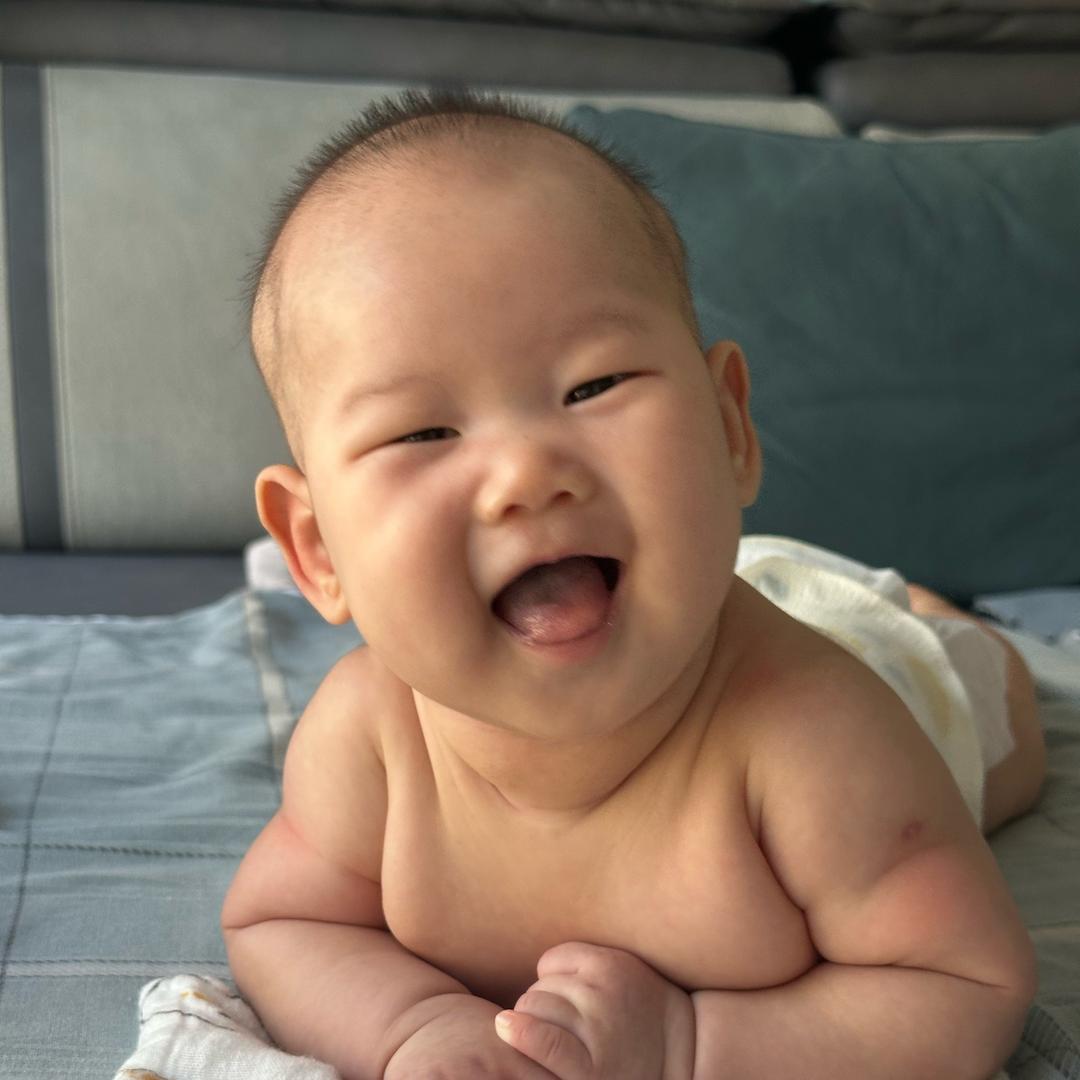 李利娜