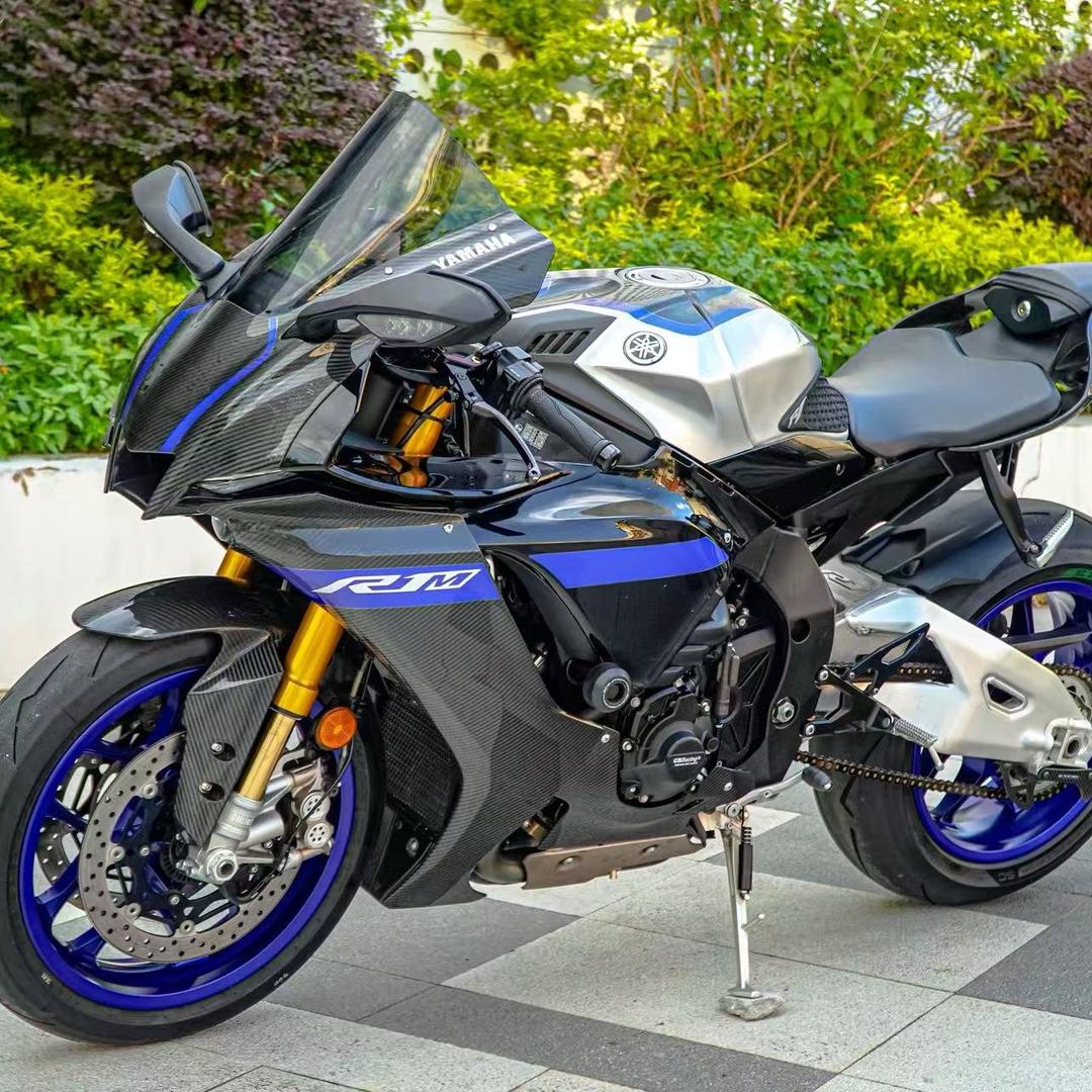 小帆爱骑Yamaha