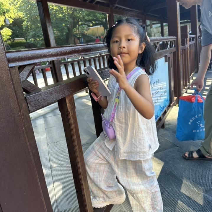 黑黑小土豆
