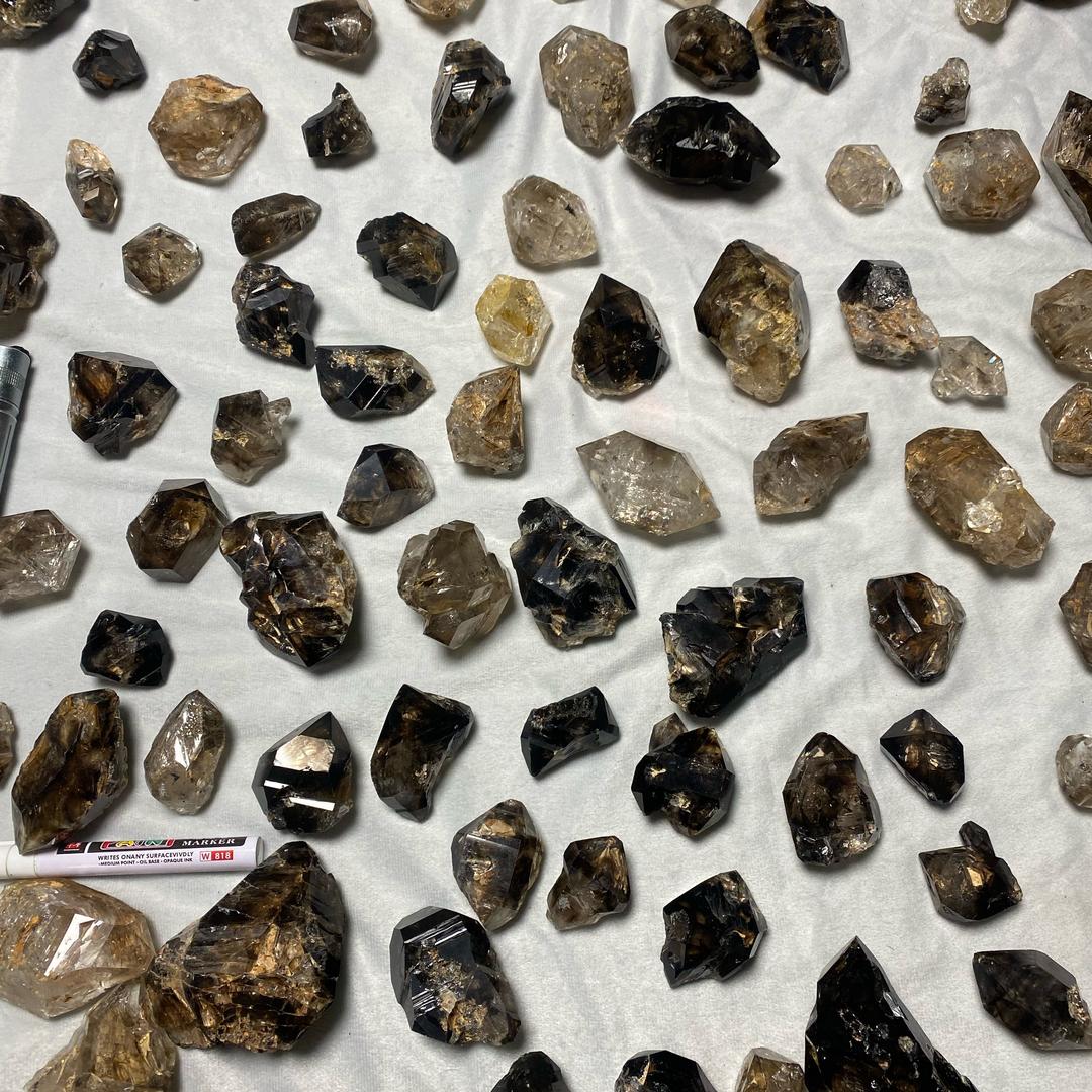 泽泓盛珠宝精品店