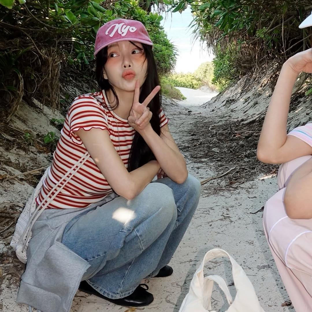 町禾木韩国女装