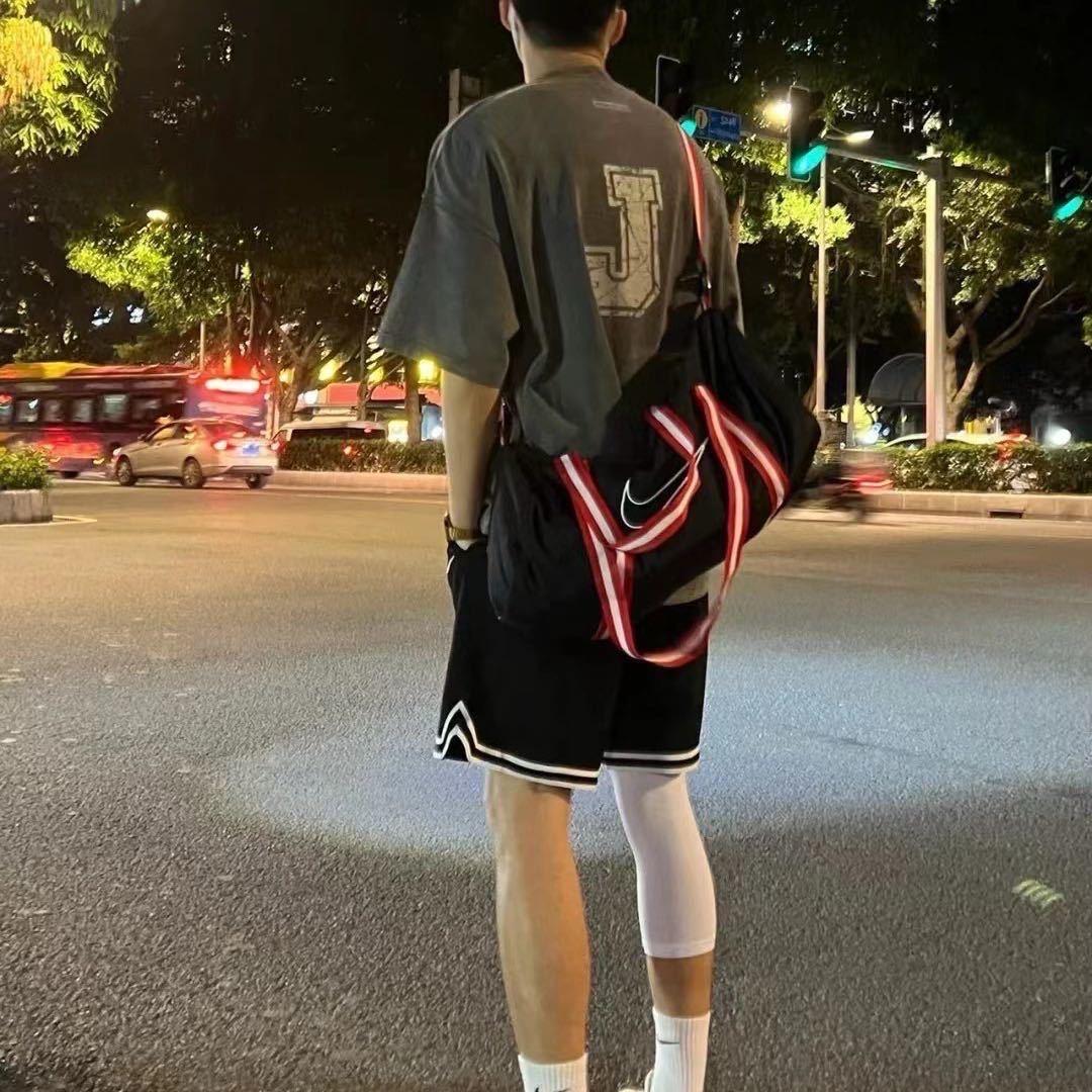 毫无训练痕迹的普通人类