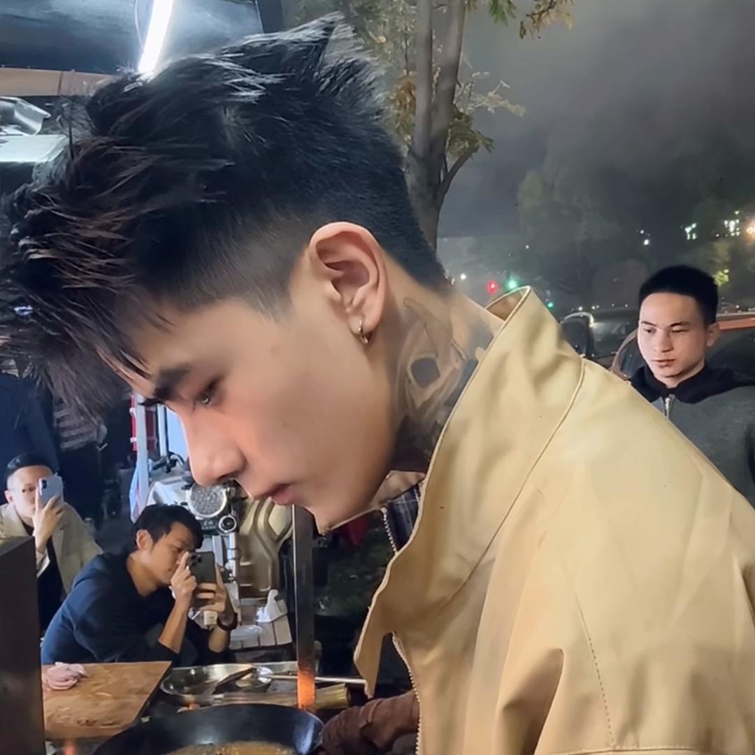 我是一个臭打荷的