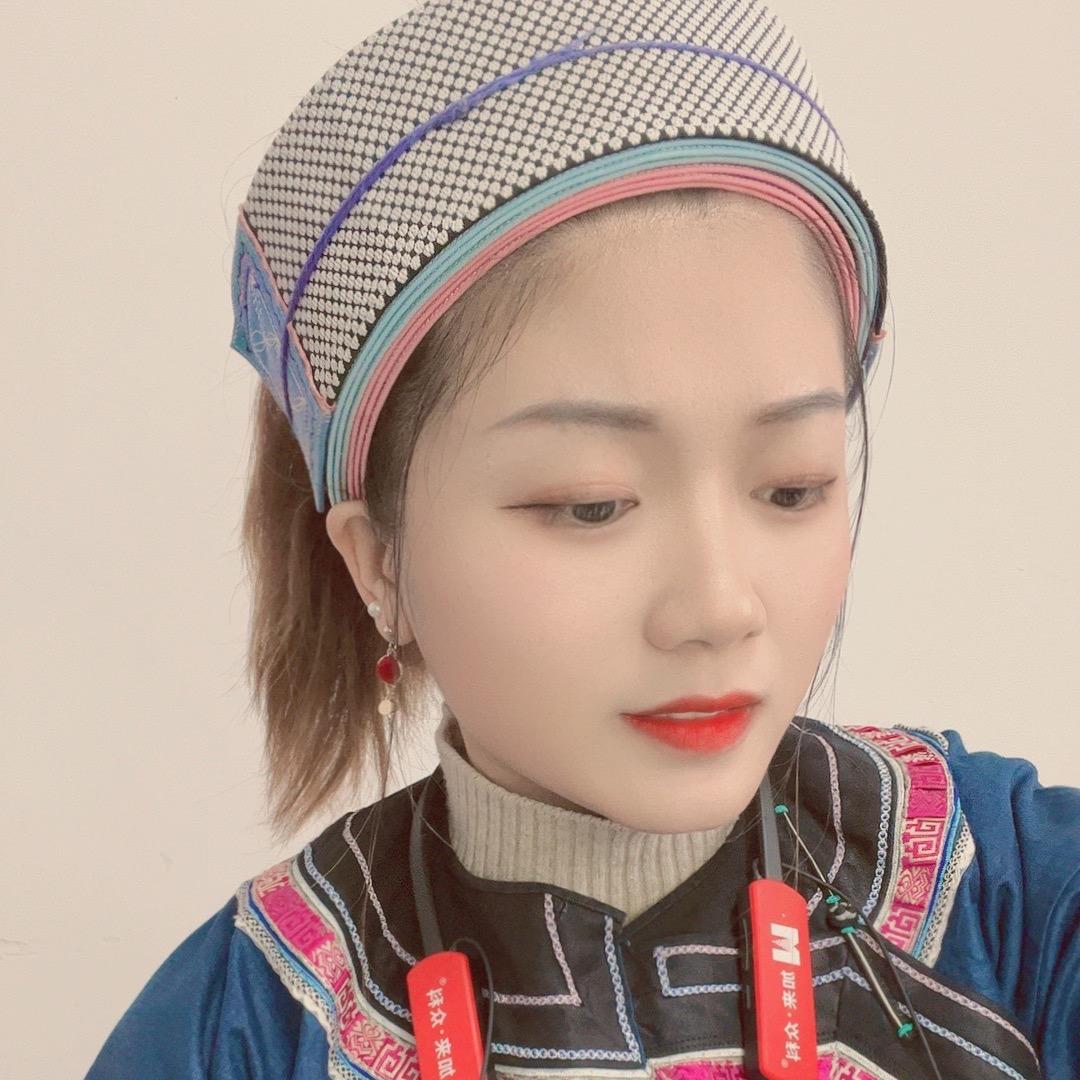 小雨💞山歌 💕
