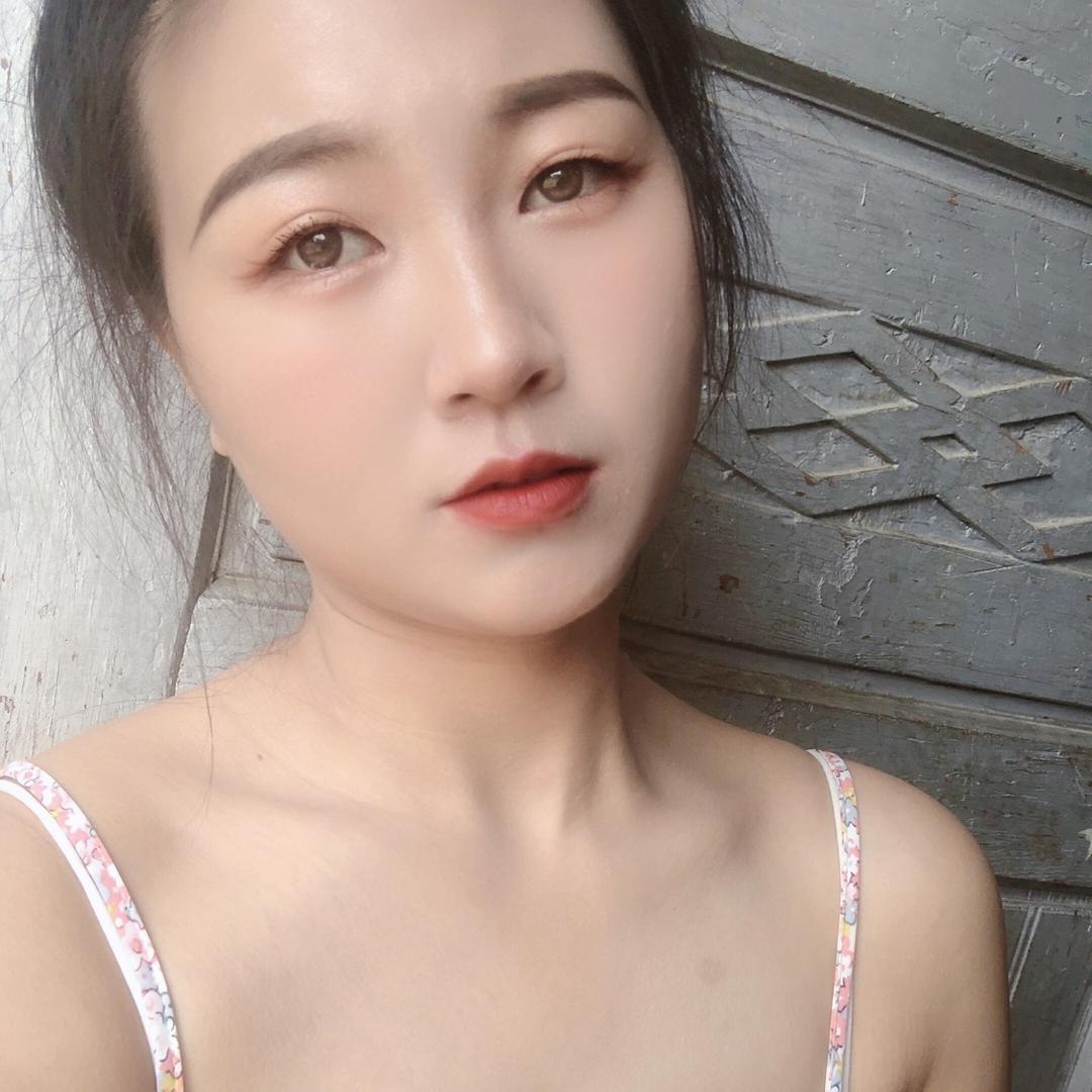 曾妈，小姐姐