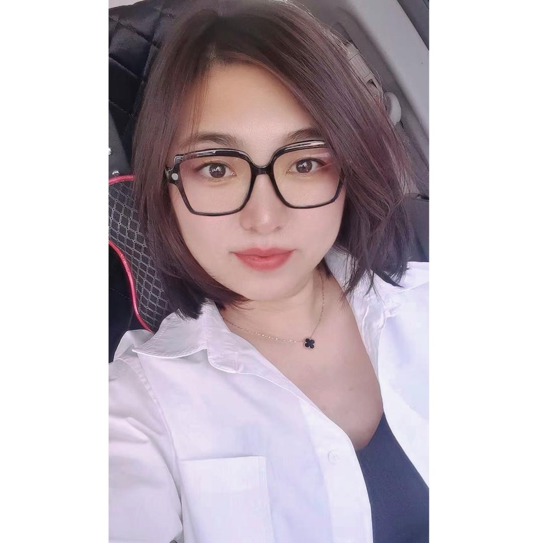 梅河启航房产莹莹