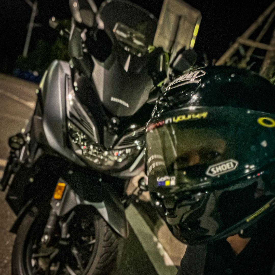 是臭宝呀！🛵💨