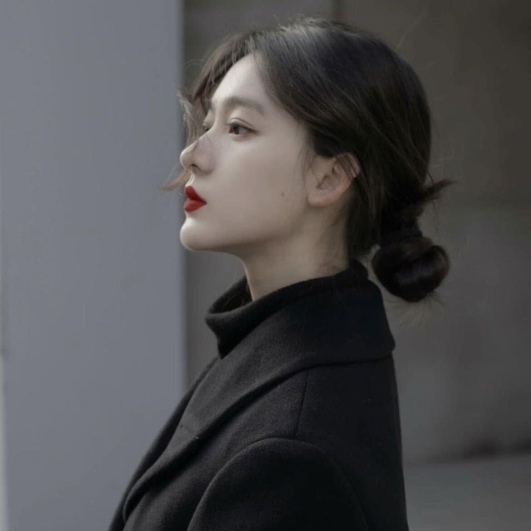 杨亦初