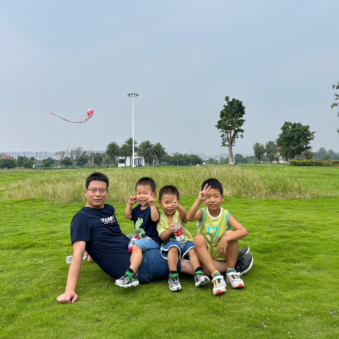 我的崽崽们（三个儿子的爸爸）