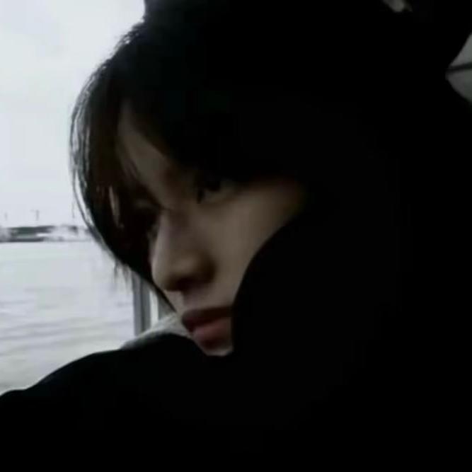 李华