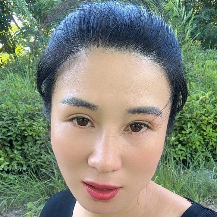 月姐单亲妈妈（带三个儿子）