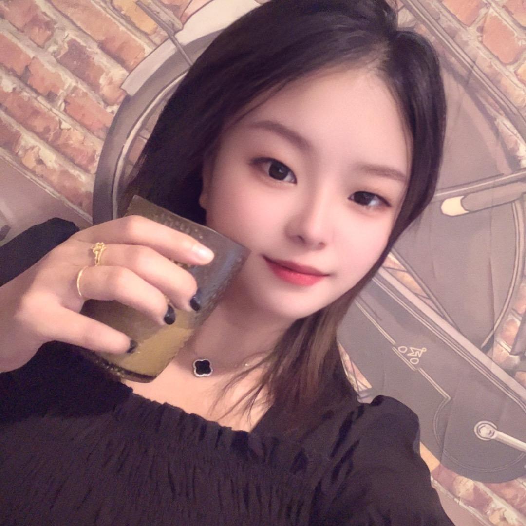 霸总爱上做金融的我