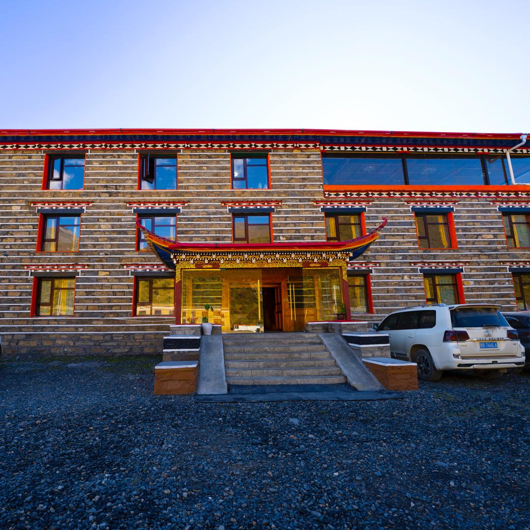 月与海酒店（贡嘎山）