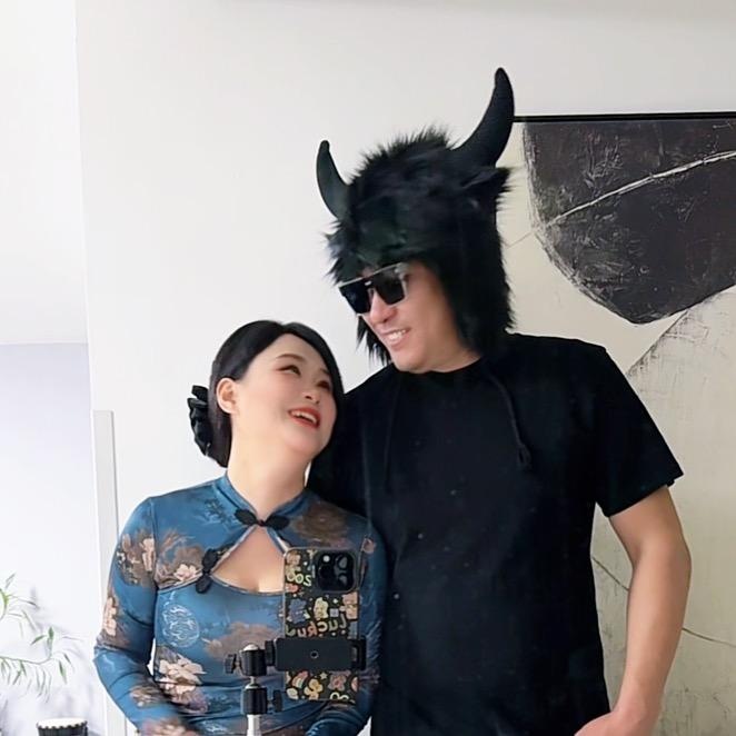 利利和小胖儿（旅游中）