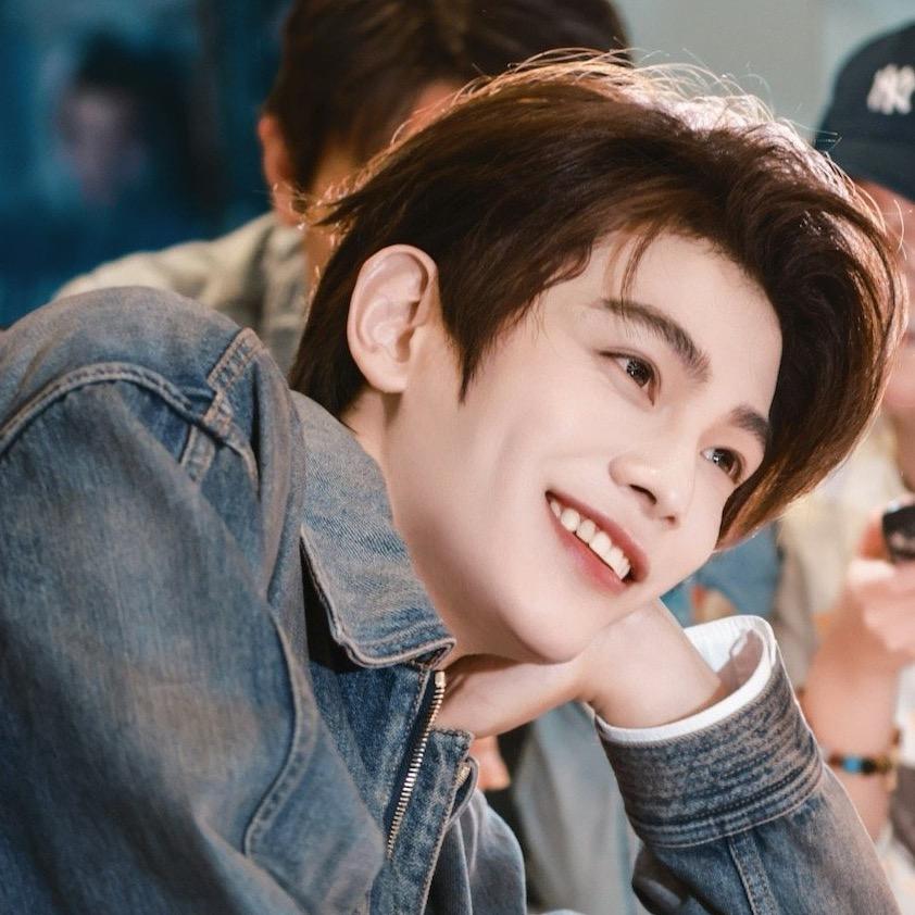 萝卜爱吃菜（见过丁禹兮版）