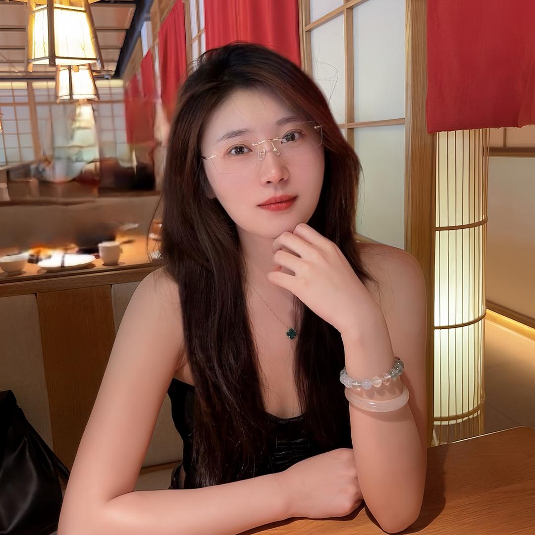 周靖玲·