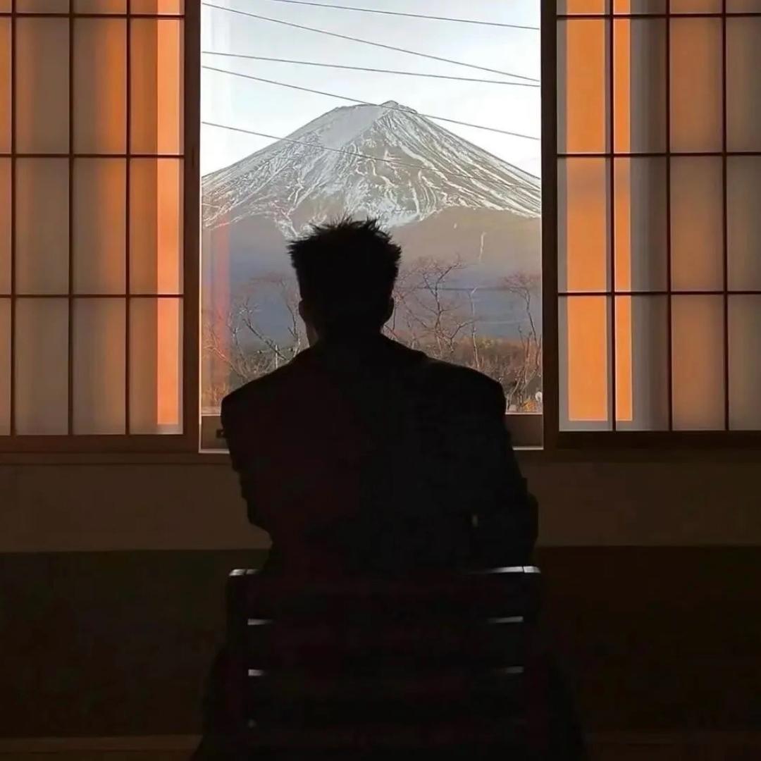 不是山谷