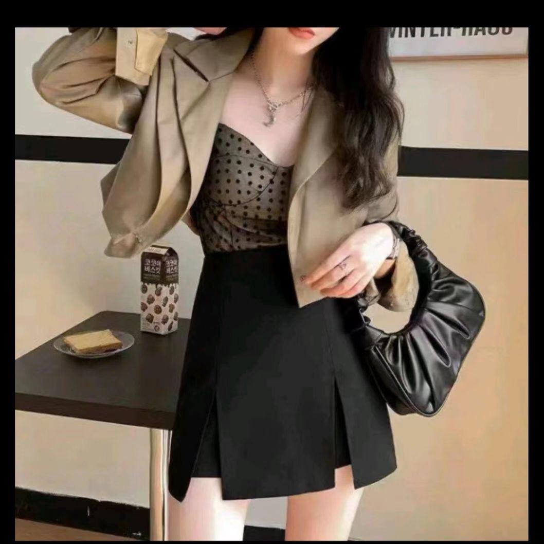 瑞艺女装店