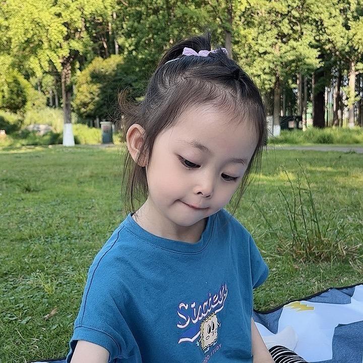 我是妮妮吖