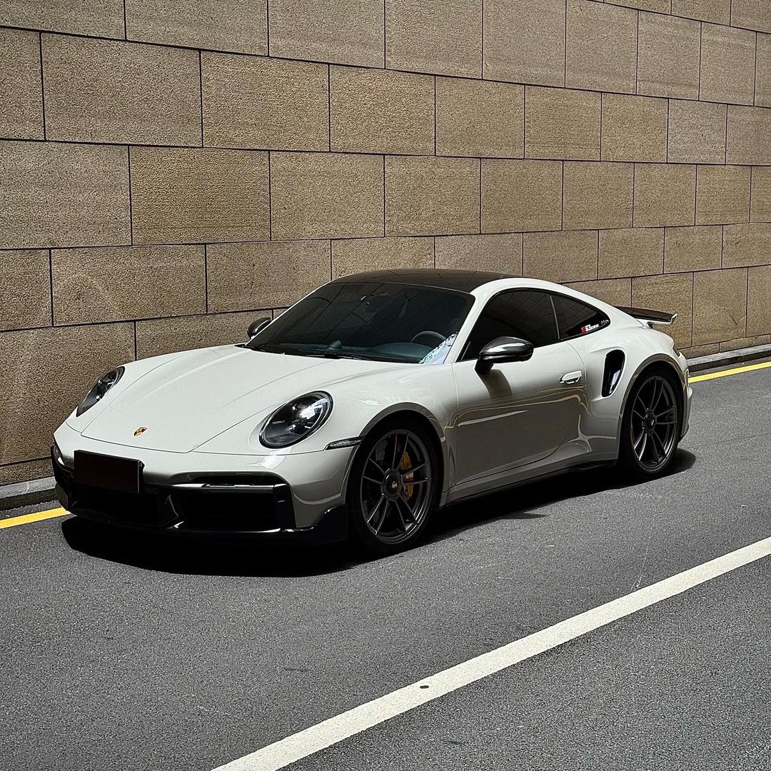 我只想要一个草莓蛋糕…