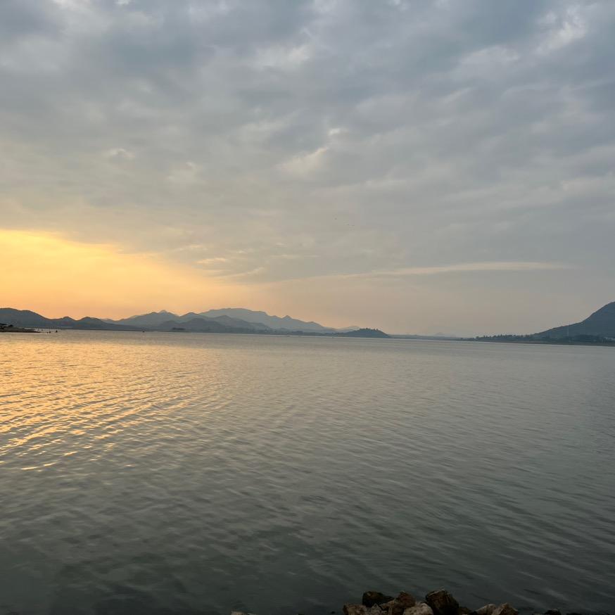 越来越浩