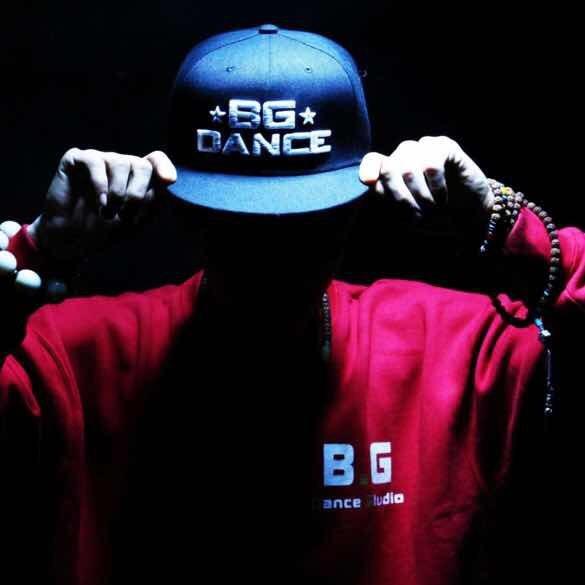 差不多GG