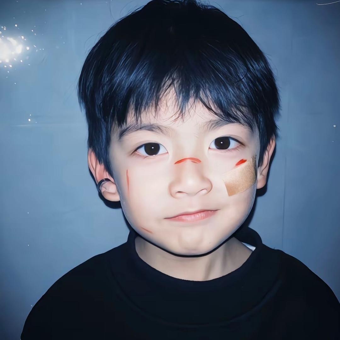 一介俗人 ོ  ོ