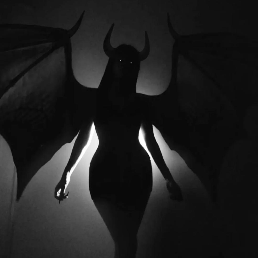 PrettyPoison美麗毒藥