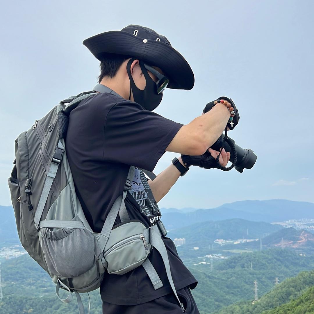 嗨、小俊🏍（可约拍）