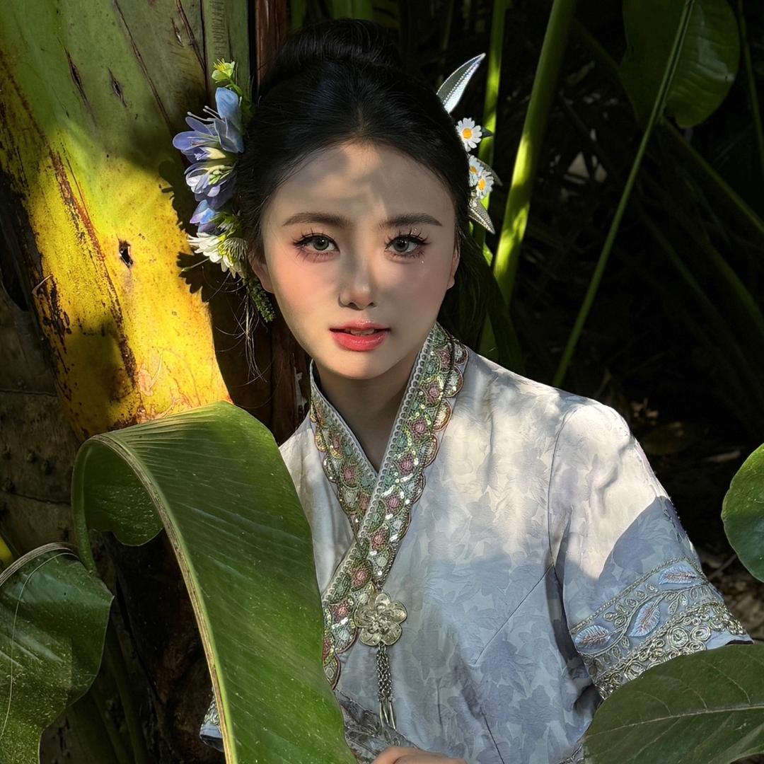 友客串门.鲜货烧烤-小婷