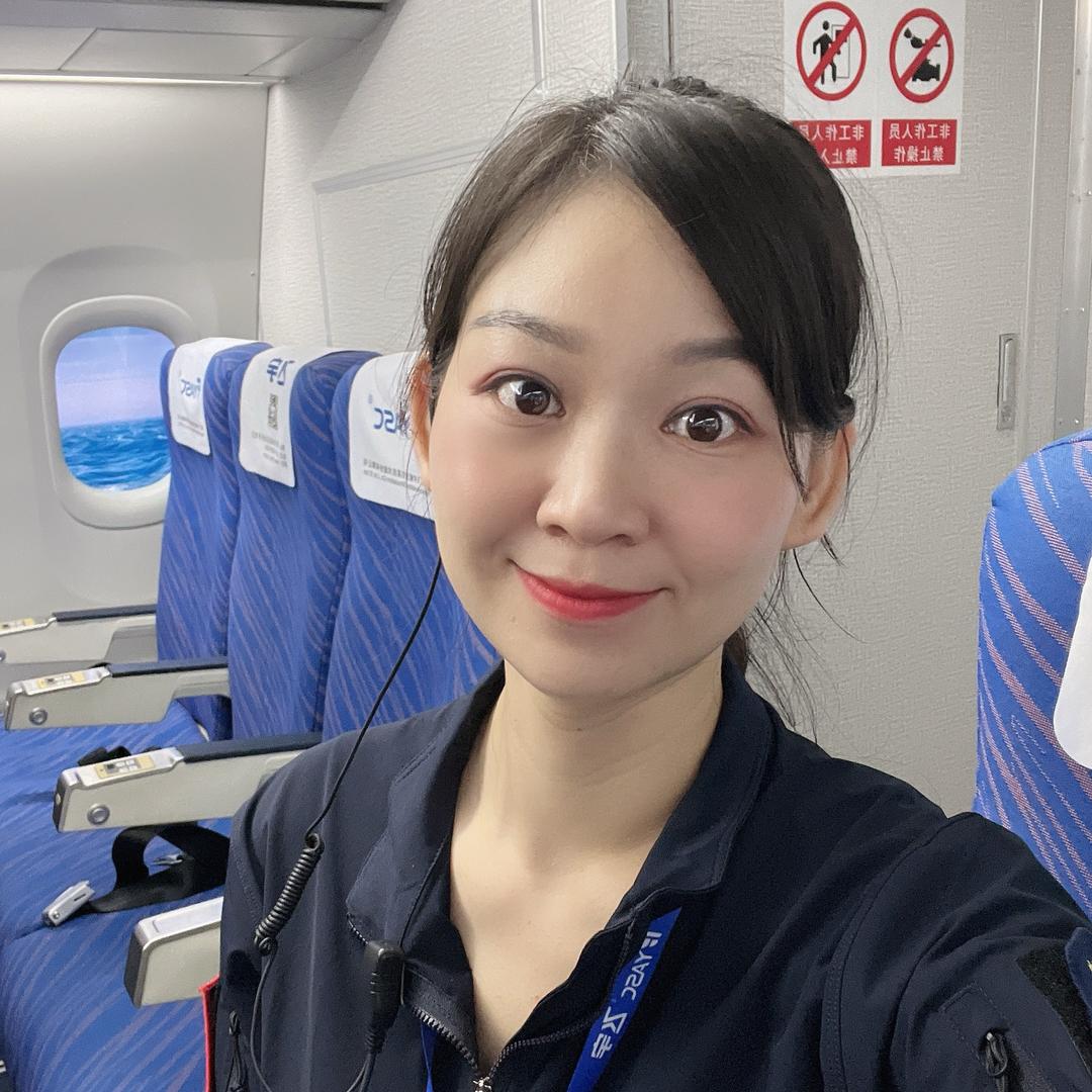 河南航投飞宇航空科普实践基地想想老师