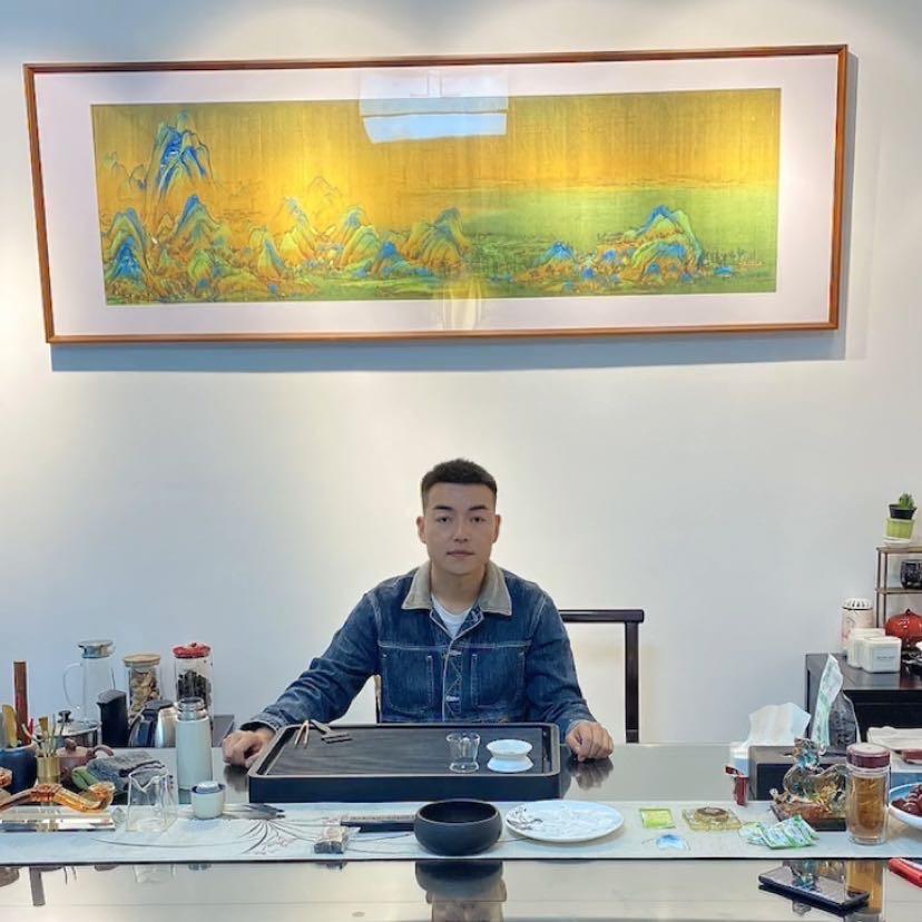陈洪超（徐州四院百忍堂群興寿服）