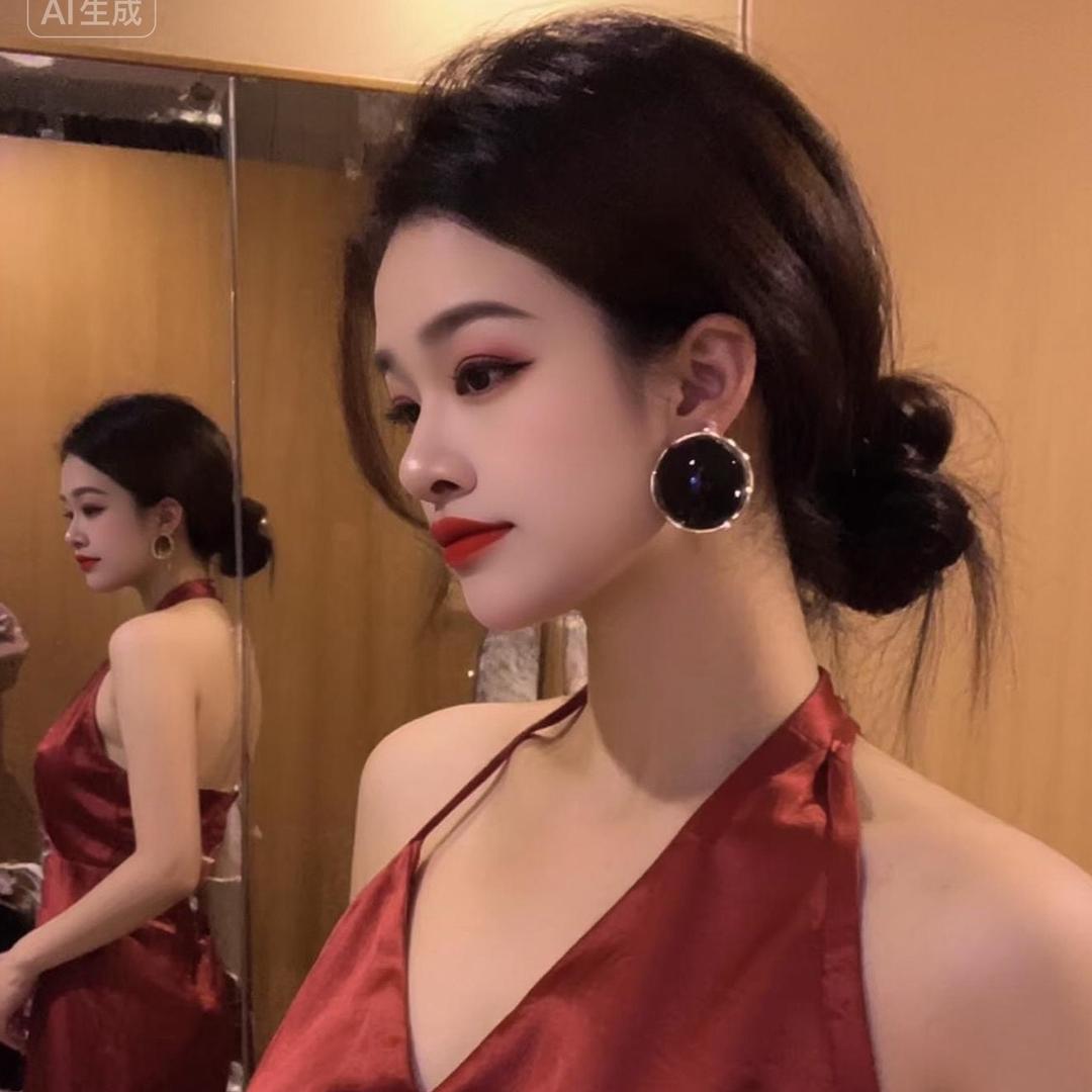 陈憨憨
